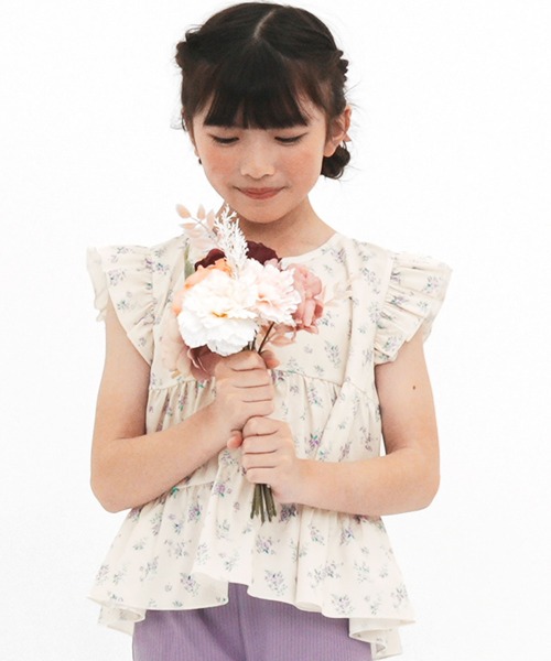 Bee des Bee（ビーデスビー）の「ノースリーブティアードトップス（タンクトップ・キッズ・ブラック系/イエロー/レッド/ライトブルー/ホワイト系その他/ホワイト系その他3/ベージュ/ホワイト系その他2・120cm/110cm/140cm/130cm/100cm/150cm）」の3枚目の写真