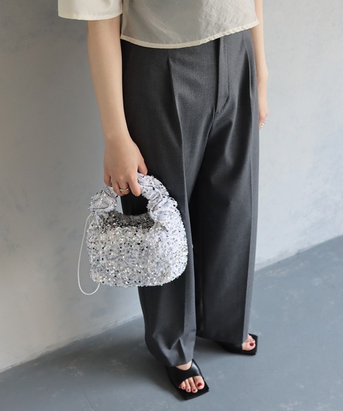 cheriella（シェリエラ）の「【cheriella】シャーリングスパンコールバッグ（ハンドバッグ・レディース・ブラック/シルバー・ONESIZE）」の10枚目の写真