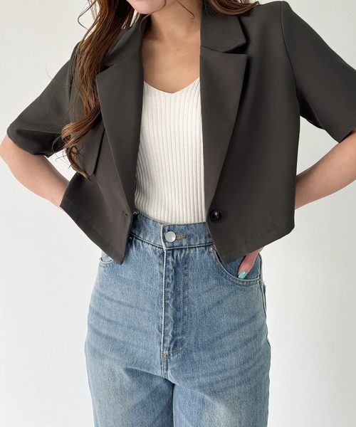 JUNOAH（ジュノア）の「半袖ショートテーラードジャケット（テーラードジャケット・レディース・ダークグレー/アイボリー/ブラック・X-LARGE/LARGE/MEDIUM）」の12枚目の写真