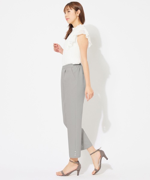 alotta（アロッタ）の「パール使い細見えテーパードパンツ（その他パンツ・レディース・ブラック/ライトベージュ/ブルーグレー・MEDIUM/X-LARGE/LARGE）」の9枚目の写真