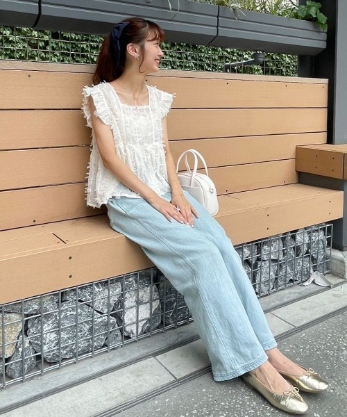 flower（フラワー）の「デニムベイカーパンツ（デニムパンツ・レディース・ライトブルー/ネイビー/ブルー・FREE）」の16枚目の写真