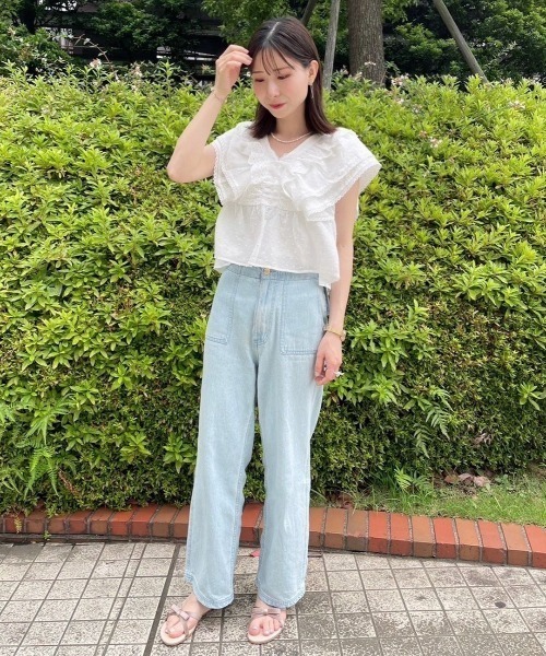 flower（フラワー）の「デニムベイカーパンツ（デニムパンツ・レディース・ライトブルー/ネイビー/ブルー・FREE）」の7枚目の写真