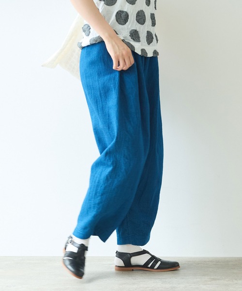 bulle de savon（ビュルデサボン）の「indigo タックパンツ