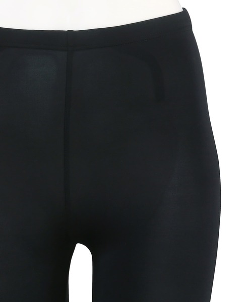 FILA（フィラ）の「【紫外線防止】【UVカット】【WEB限定】水陸両用キュロット付レギ2点【FILA】（ラッシュガード・レディース・ブラック・LARGE/MEDIUM/SMALL）」の12枚目の写真