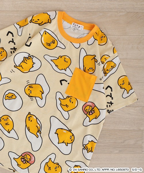 sanrio(サンリオ)の「サンリオキャラクターズ総柄半袖Tシャツ(Tシャツ/カットソー・メンズ・ピンク/ライトパープル/ピンク系/ホワイト/サックスブルー/ブルーグレー/クリーム・M/L/LL)」の4枚目の写真