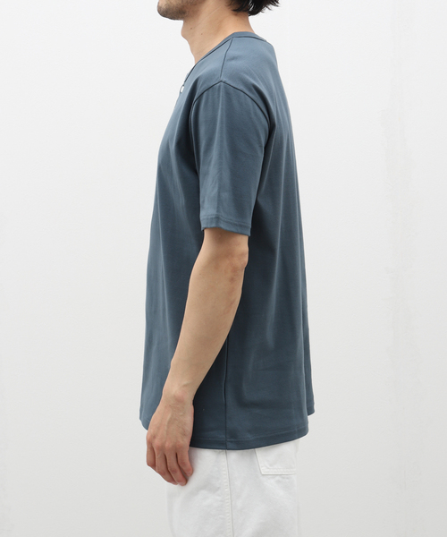 EDIFICE(エディフィス)の「BUREAU (ビューロー) HENRY S/S(Tシャツ/カットソー・メンズ・ブラック/グレー/ホワイト・LARGE/MEDIUM)」の6枚目の写真