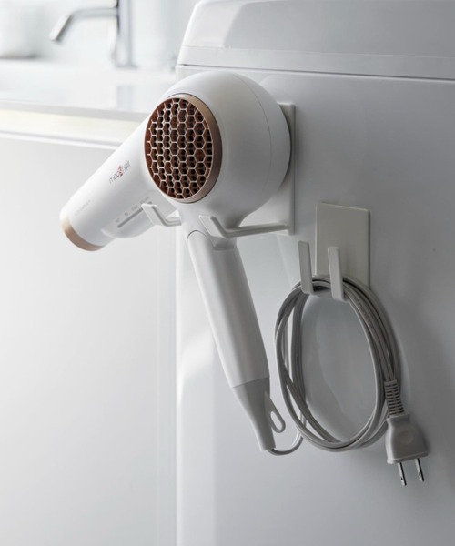 tower（タワー）の「tower（タワー）マグネットドライヤー＆コードホルダー（バス/トイレグッズ・レディース・ホワイト・ONE SIZE）」の3枚目の写真