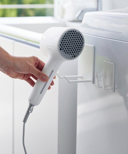 tower（タワー）の「tower（タワー）マグネットドライヤー＆コードホルダー（バス/トイレグッズ・レディース・ホワイト・ONE SIZE）」の7枚目の写真