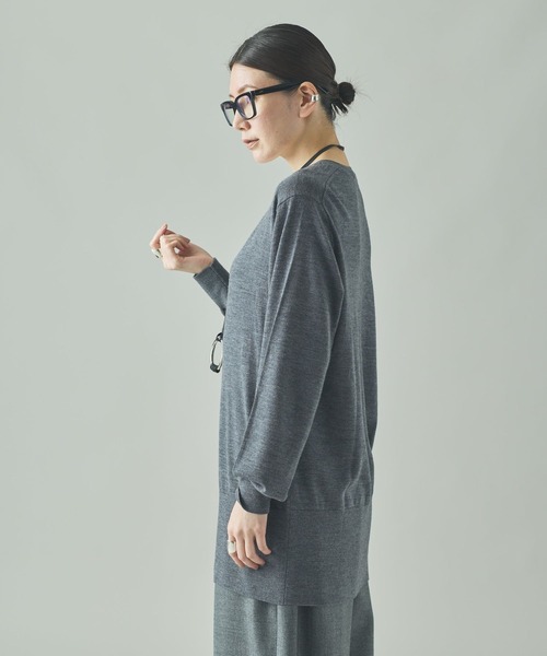 Curensology（カレンソロジー）の「Curensology(カレンソロジー)/ファインウールVネックプルオーバー（ニット/セーター・レディース・ボルドー/ネイビー/グレー系その他/カーキ/ブラック/ホワイト/ベージュ/モカ・FREE）」の19枚目の写真