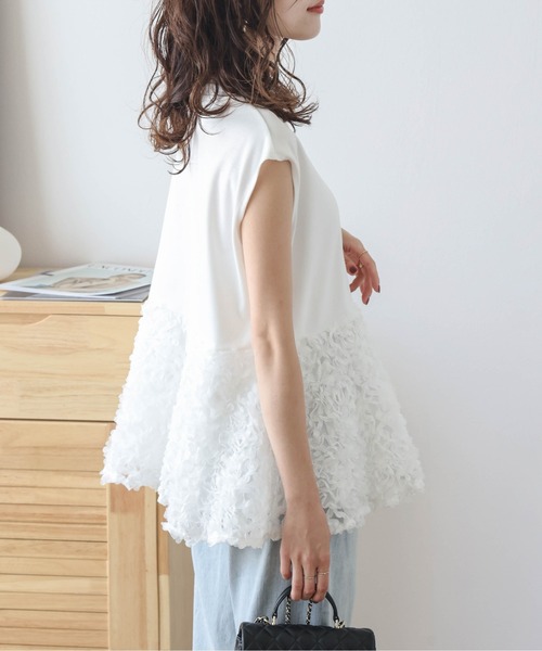 AMELY(エミリー)の「フラワーチュール ペプラムトップス(シャツ/ブラウス・レディース・ブラック系その他2/ブラック系その他/ホワイト系その他2/ホワイト系その他・フリー)」の19枚目の写真