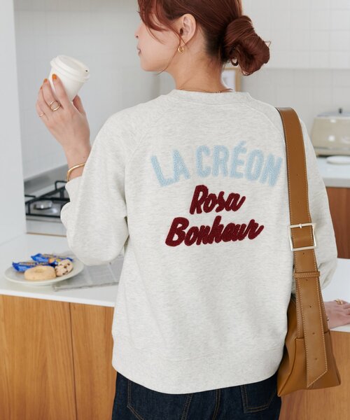 DISCOAT(ディスコート)の「【WEB限定】サガラバックロゴスウェット(Tシャツ/カットソー・レディース・ライトベージュ/チャコールグレー/キャメル・FREE)」の3枚目の写真