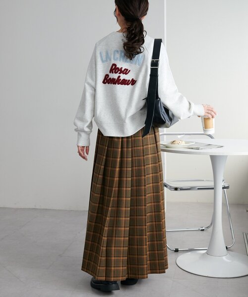 DISCOAT(ディスコート)の「【WEB限定】サガラバックロゴスウェット(Tシャツ/カットソー・レディース・ライトベージュ/チャコールグレー/キャメル・FREE)」の15枚目の写真