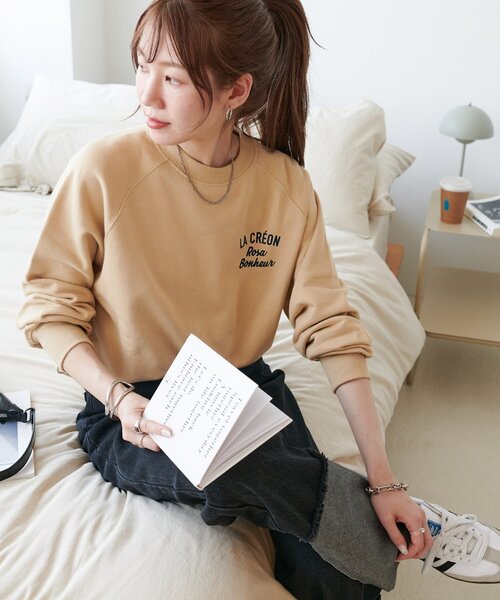 DISCOAT(ディスコート)の「【WEB限定】サガラバックロゴスウェット(Tシャツ/カットソー・レディース・ライトベージュ/チャコールグレー/キャメル・FREE)」の12枚目の写真