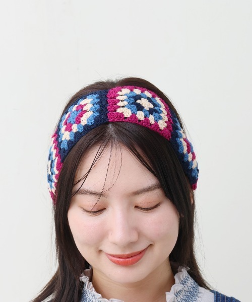 チチカカ（チチカカ）の「クロシェヘアバンド（ヘアバンド・レディース・ネイビー/ブラウン・FREE）」の2枚目の写真