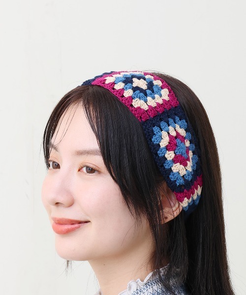 チチカカ（チチカカ）の「クロシェヘアバンド（ヘアバンド・レディース・ネイビー/ブラウン・FREE）」の6枚目の写真