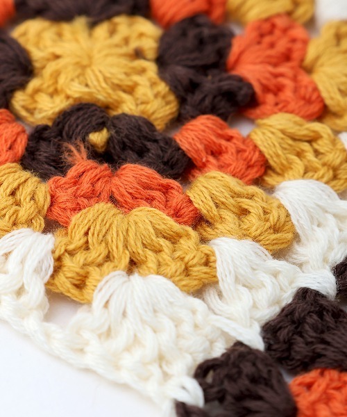 チチカカ（チチカカ）の「クロシェヘアバンド（ヘアバンド・レディース・ネイビー/ブラウン・FREE）」の9枚目の写真