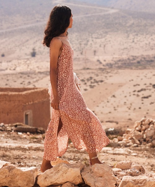 ROXY（ロキシー）の「STAY SUNNY SLIP DRES/ロキシーロング