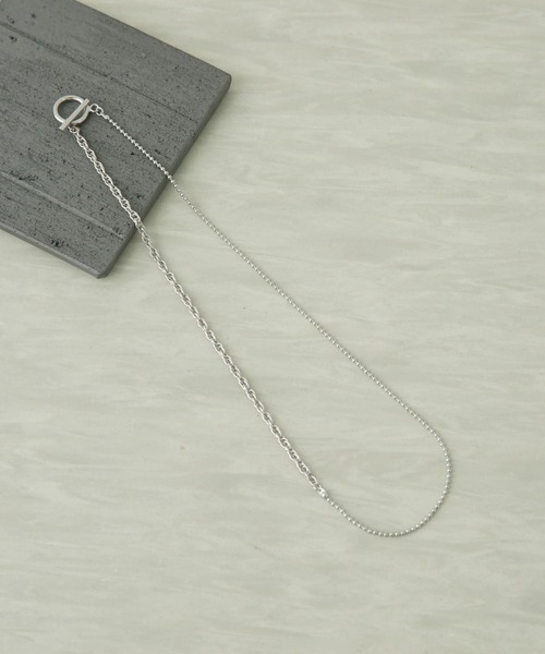 URBAN RESEARCH DOORS(アーバンリサーチドアーズ)の「ダブルチェーンマンテルショートネックレス(ネックレス・レディース・シルバー/ゴールド・ONE)」の1枚目の写真