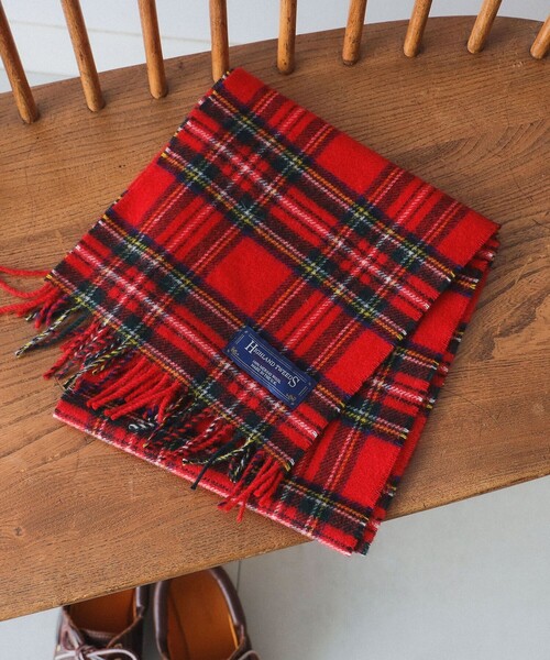 BEAMS BOY（ビームスボーイ）の「HIGHLAND TWEEDS / チェック ストール 小（マフラー・レディース・オレンジ系その他/ブルー/ブルー系その他2/ホワイト/レッド/グリーン/ベージュ/インディゴブルー・ONE SIZE）」の7枚目の写真
