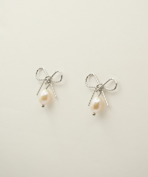 ciite' surgical stainless(シーテサージカルステンレス)の「【 金属アレルギー対応 】 リボンパールピアス サージカルステンレス (両耳用)(ピアス(両耳用)・レディース・シルバー/ゴールド・FREE)」の17枚目の写真