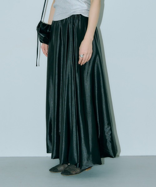 LIENCOEUR（リアンクール）の「サテンバルーンロングスカート（スカート・レディース・ホワイト/ブラック・FREE）」の19枚目の写真