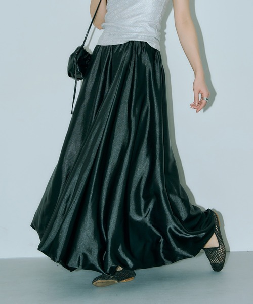 LIENCOEUR（リアンクール）の「サテンバルーンロングスカート（スカート・レディース・ホワイト/ブラック・FREE）」の17枚目の写真