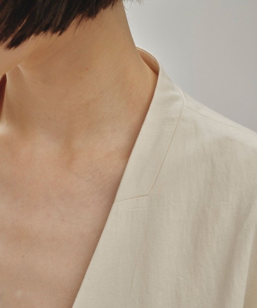 カラーレス コットンサテン ジャケット カラーレス コットンサテン ジャケット