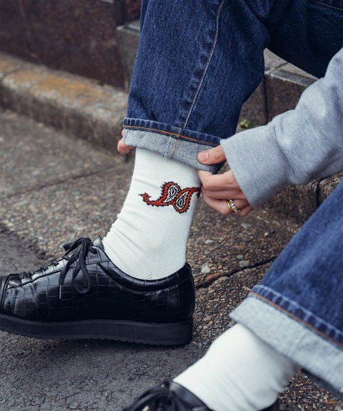 Subciety（サブサエティ）の「Paisley socks（ソックス/靴下・メンズ・ブラック/ホワイト・FREE）」の8枚目の写真
