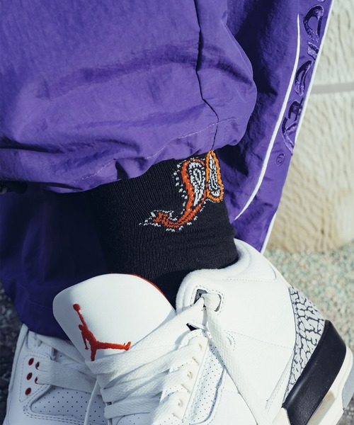 Subciety（サブサエティ）の「Paisley socks（ソックス/靴下・メンズ・ブラック/ホワイト・FREE）」の14枚目の写真