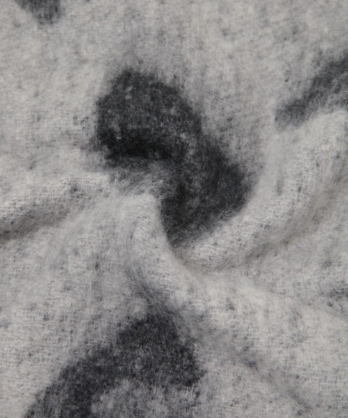 LEPSIM（レプシィム）の「太フリンジジャガードストール　145722（ストール/ショール・レディース・チャコールグレー/ブラウン・ONE SIZE）」の5枚目の写真