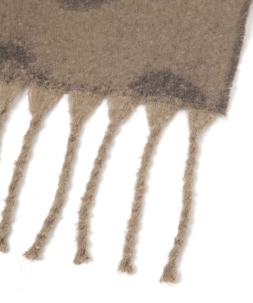 LEPSIM（レプシィム）の「太フリンジジャガードストール　145722（ストール/ショール・レディース・チャコールグレー/ブラウン・ONE SIZE）」の6枚目の写真