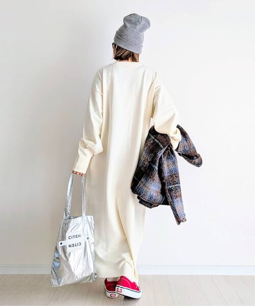 notch.（ノッチ）の「【 notch. by yui 】ロングニットワンピース（ワンピース・レディース・ブラック/オフホワイト/ブルー・M/TM）」の21枚目の写真