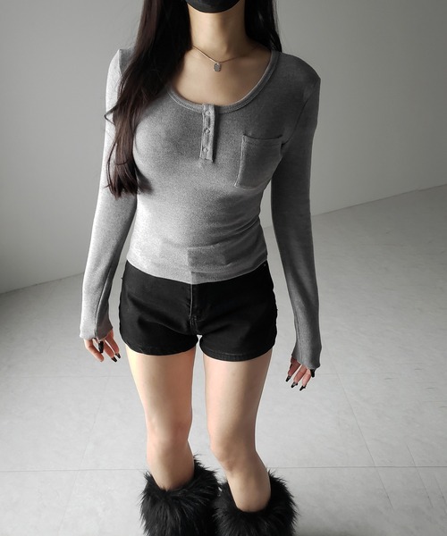 トップス miiiii_kann 2color 】スナップボタンヘンリーネックスリムトップス ／ snap