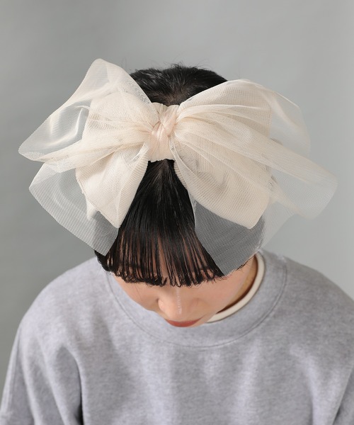 emesuelee(エメスーリー)の「チュール×リブ ヘアバンド(ヘアバンド・レディース・ブラウン/アイボリー/ブラック/グレー・フリー)」の6枚目の写真
