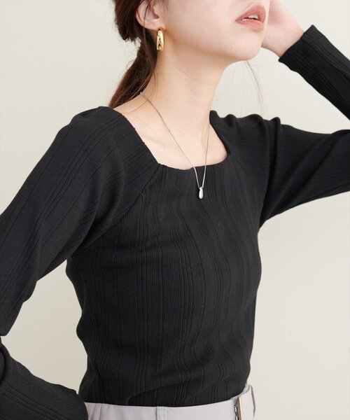 natural couture(ナチュラルクチュール)の「スクエアネックランダムテレコTOPS(Tシャツ/カットソー・レディース・アイボリー/ブラック/モカ/スミクロ・FREE)」の2枚目の写真