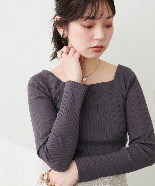 natural couture(ナチュラルクチュール)の「スクエアネックランダムテレコTOPS(Tシャツ/カットソー・レディース・アイボリー/ブラック/モカ/スミクロ・FREE)」の11枚目の写真