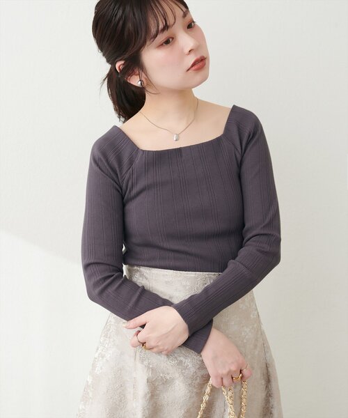 natural couture(ナチュラルクチュール)の「スクエアネックランダムテレコTOPS(Tシャツ/カットソー・レディース・アイボリー/ブラック/モカ/スミクロ・FREE)」の12枚目の写真