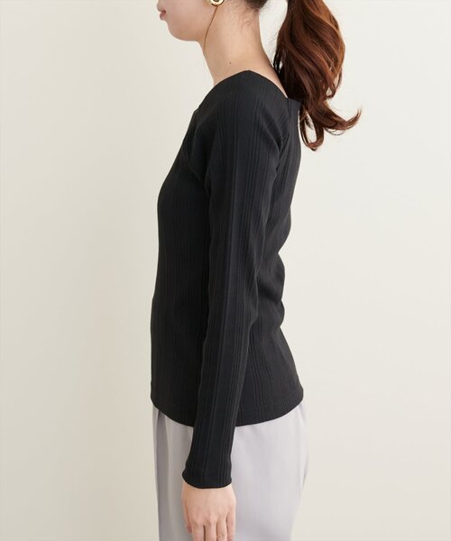 natural couture(ナチュラルクチュール)の「スクエアネックランダムテレコTOPS(Tシャツ/カットソー・レディース・アイボリー/ブラック/モカ/スミクロ・FREE)」の19枚目の写真