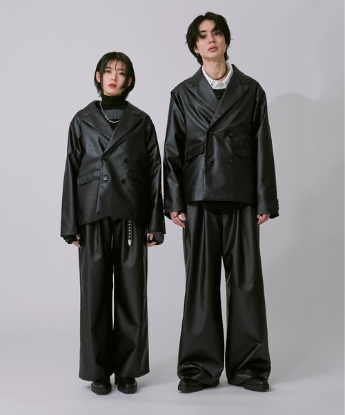 Ellno Loset(エルノロゼット)の「合皮アソートタックワイドフレアパンツ / SET UP対応(その他パンツ・メンズ・チャコールグレー/ブラック・X-SMALL/SMALL/MEDIUM/LARGE)」の5枚目の写真