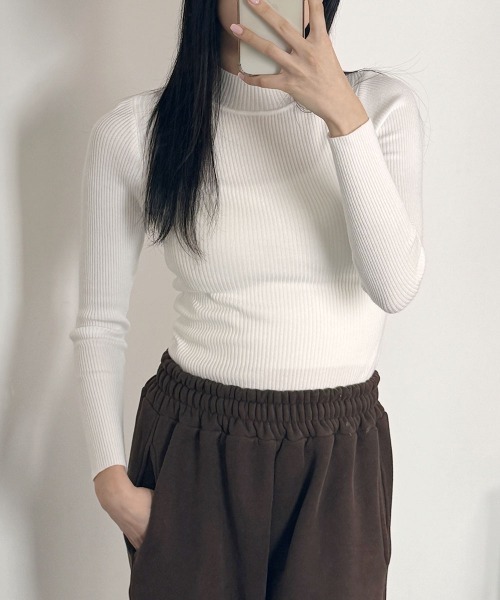 VIVID LADY(ビビッドレディー)の「ボトルネック リブニット シンプルニット 長袖(ニット/セーター・レディース・ブラック/グレー/ベージュ/アイボリー/スカイブルー・FREE)」の19枚目の写真