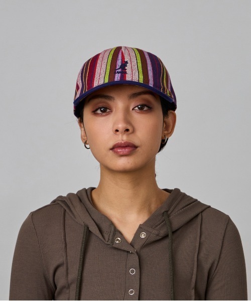 KANGOL（カンゴール）の「KANGOL MULTI COLOR STRIPE BASEBALL / カンゴール（キャップ・レディース・ブルー/ダークパープル・ONE SIZE）」の10枚目の写真