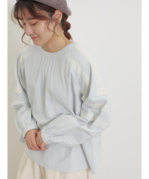 Samansa Mos2（サマンサ モスモス）の「柄アソート袖レース貼りブラウス（シャツ/ブラウス・レディース・ベージュ/オフホワイト/サックスブルー/ブラック・F）」の4枚目の写真