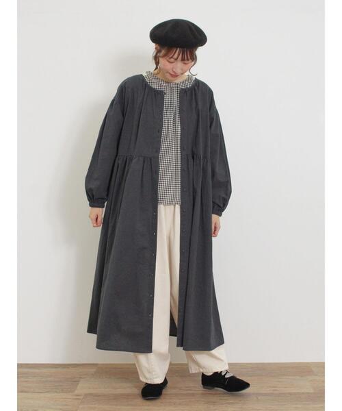 Samansa Mos2（サマンサ モスモス）の「柄アソート袖レース貼りブラウス（シャツ/ブラウス・レディース・ベージュ/オフホワイト/サックスブルー/ブラック・F）」の16枚目の写真