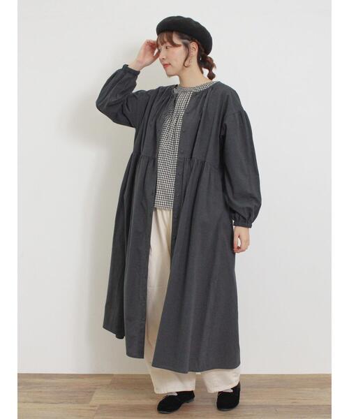 Samansa Mos2（サマンサ モスモス）の「柄アソート袖レース貼りブラウス（シャツ/ブラウス・レディース・ベージュ/オフホワイト/サックスブルー/ブラック・F）」の17枚目の写真