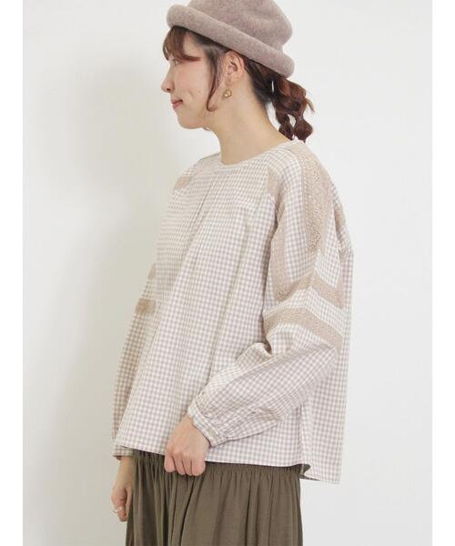 Samansa Mos2（サマンサ モスモス）の「柄アソート袖レース貼りブラウス（シャツ/ブラウス・レディース・ベージュ/オフホワイト/サックスブルー/ブラック・F）」の22枚目の写真