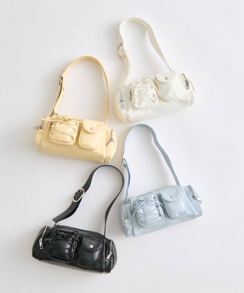 OLIVE des OLIVE（オリーブデオリーブ）の「レースアップポケットバッグ（ショルダーバッグ・レディース・イエロー/アイボリー/サックスブルー/ブラック・FREE）」の11枚目の写真
