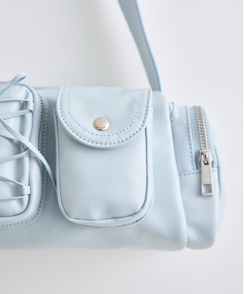 OLIVE des OLIVE（オリーブデオリーブ）の「レースアップポケットバッグ（ショルダーバッグ・レディース・イエロー/アイボリー/サックスブルー/ブラック・FREE）」の7枚目の写真