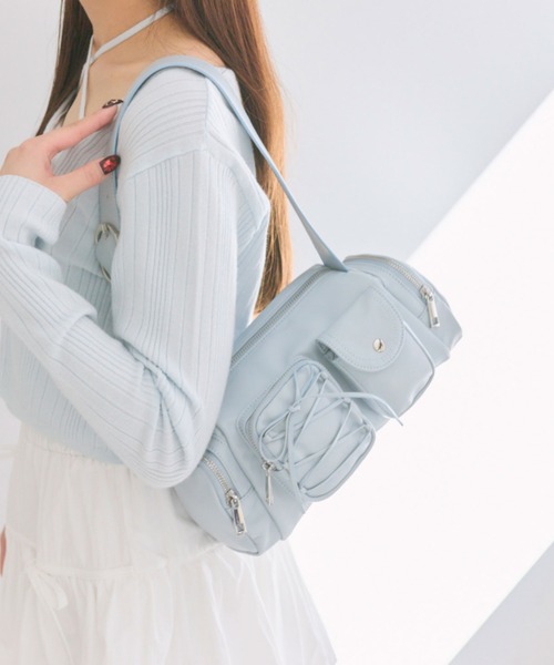 OLIVE des OLIVE（オリーブデオリーブ）の「レースアップポケットバッグ（ショルダーバッグ・レディース・イエロー/アイボリー/サックスブルー/ブラック・FREE）」の16枚目の写真