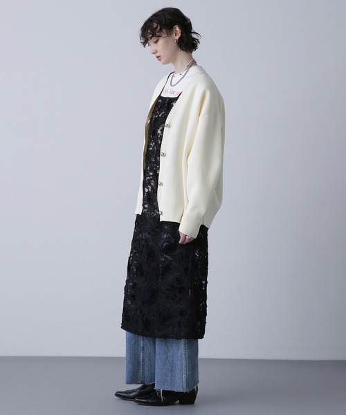 ROSE BUD（ローズバッド）の「ボタンVネックカーディガン（カーディガン/ボレロ・レディース・ブラック/オレンジ/グリーン/ホワイト・ONE SIZE）」の11枚目の写真