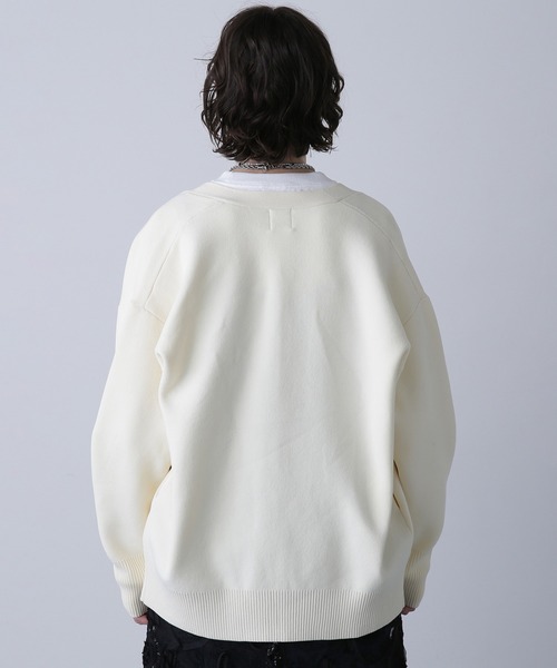 ROSE BUD（ローズバッド）の「ボタンVネックカーディガン（カーディガン/ボレロ・レディース・ブラック/オレンジ/グリーン/ホワイト・ONE SIZE）」の15枚目の写真